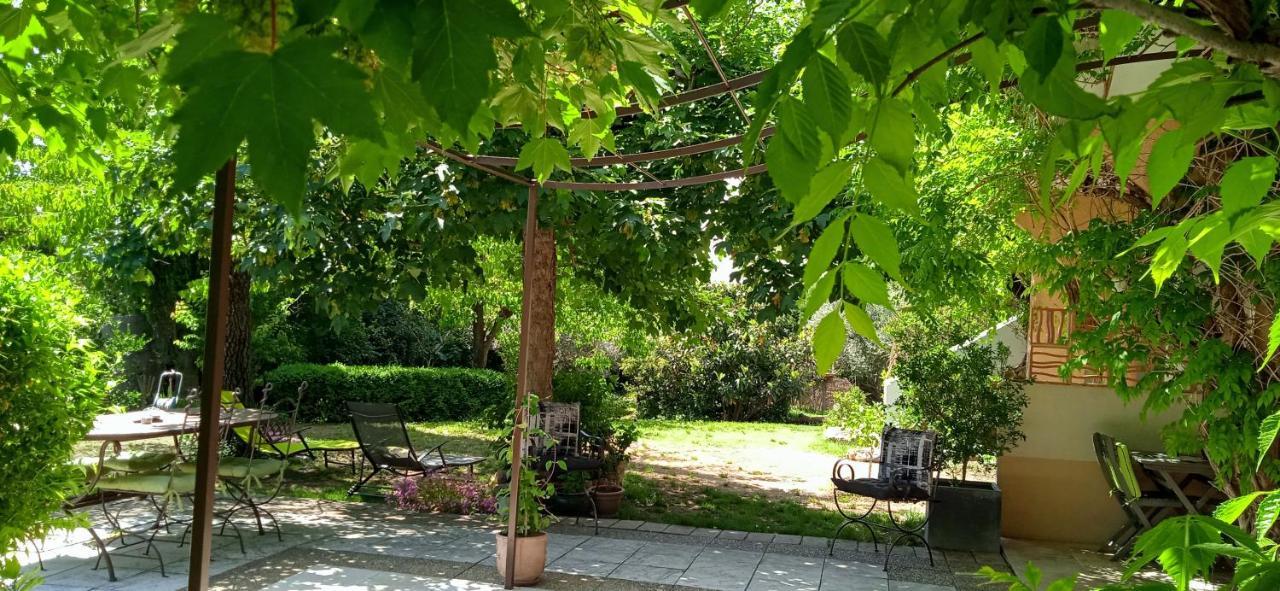 Chambres D'Hotes La Chrysalide Loriol-du-Comtat Kültér fotó